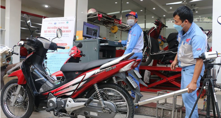Kiểm định khí thải xe máy thế nào ít tốn kém, đỡ gây phiền hà?- Ảnh 2. Kiểm định khí thải xe máy thế nào ít tốn kém, đỡ gây phiền hà?- Ảnh 2.