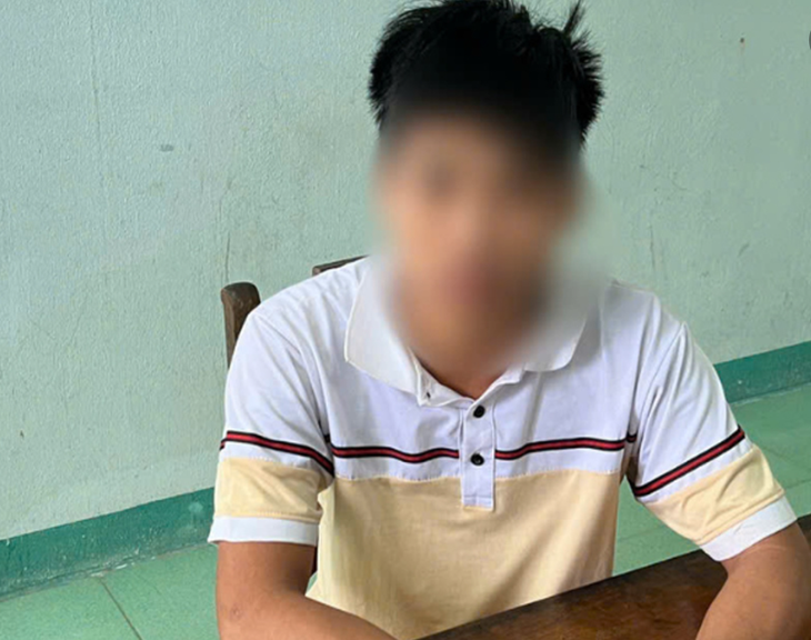 Khởi tố nam thanh niên hiếp dâm không thành, dùng dao đâm nạn nhân- Ảnh 1. Khởi tố nam thanh niên hiếp dâm không thành, dùng dao đâm nạn nhân- Ảnh 1.