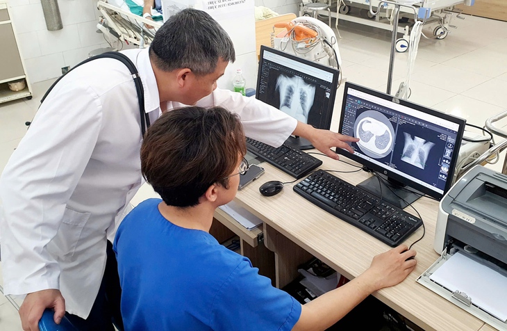 Phổi 4 nạn nhân vụ cháy quán cà phê đen ngòm, đầy muội than, 2 ca vẫn thở máy- Ảnh 1. Phổi 4 nạn nhân vụ cháy quán cà phê đen ngòm, đầy muội than, 2 ca vẫn thở máy- Ảnh 1.
