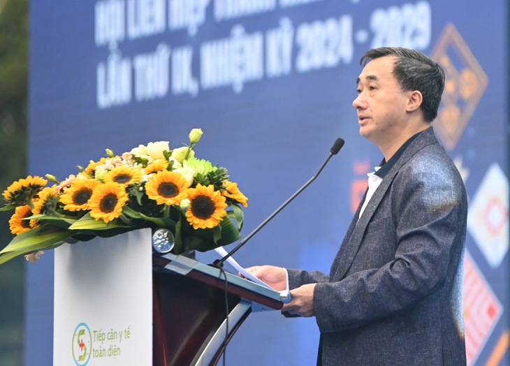 Thứ trưởng Trần Văn Thuấn: Công bằng trong y tế để xây dựng hệ thống y tế vững mạnh- Ảnh 1. Thứ trưởng Trần Văn Thuấn: Công bằng trong y tế để xây dựng hệ thống y tế vững mạnh- Ảnh 1.