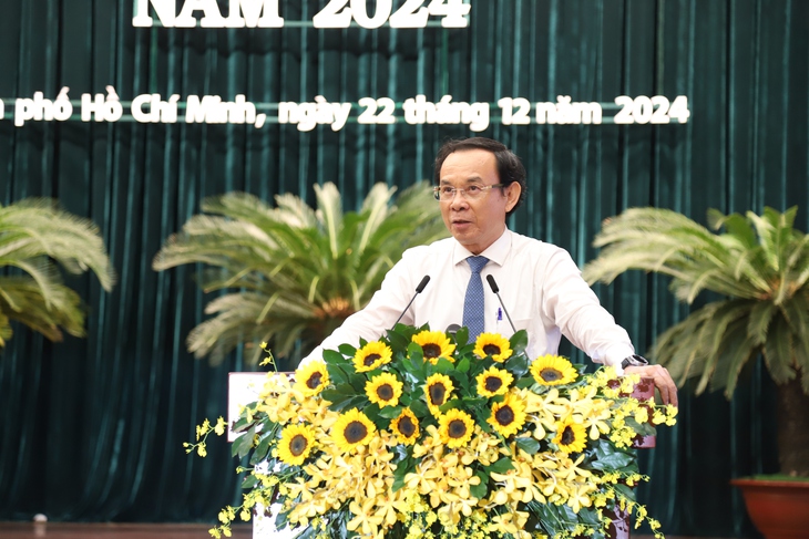 Bí Thư TPHCM: 'Lắng nghe, trọng dụng trí thức là nhiệm vụ xuyên suốt và là cam kết của lãnh đạo thành phố'- Ảnh 2. Bí Thư TPHCM: 'Lắng nghe, trọng dụng trí thức là nhiệm vụ xuyên suốt và là cam kết của lãnh đạo thành phố'- Ảnh 2.