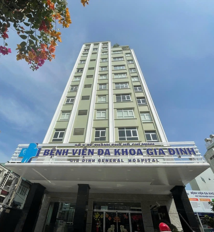 Loạt sai phạm nghiêm trọng của BVĐK Gia Định và Louis Academy, Master Vũ Vương- Ảnh 1.