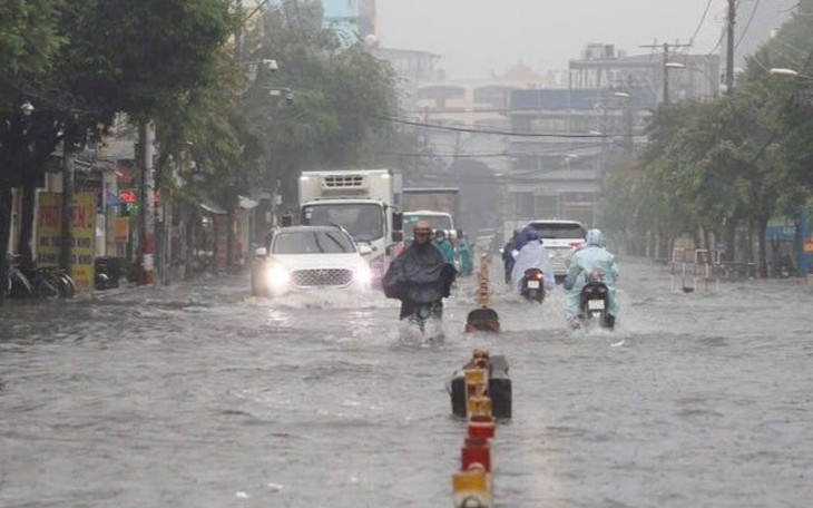 Khẩn cấp triển khai các biện pháp ứng phó bão số 10