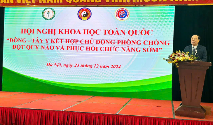 Kết hợp Đông - Tây y trong phòng chống đột quỵ não và phục hồi chức năng sớm- Ảnh 1.
