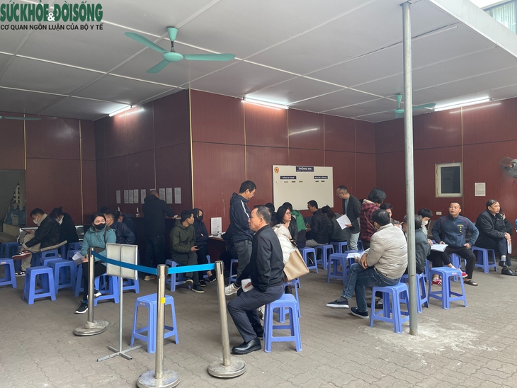 Tin lời cò, người đàn ông từ Hưng Yên lên Hà Nội đổi giấy phép lái xe- Ảnh 1.