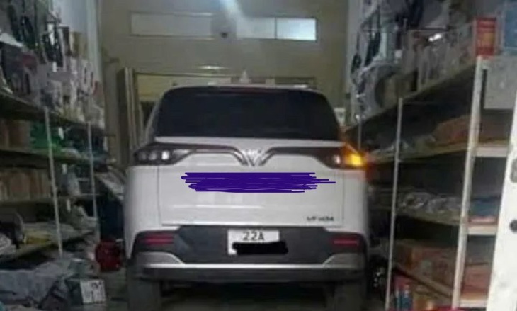 Từ vụ bé gái 17 tháng tuổi bị tử vong đến quy tắc lái xe an toàn- Ảnh 1. Từ vụ bé gái 17 tháng tuổi bị tử vong đến quy tắc lái xe an toàn- Ảnh 1.