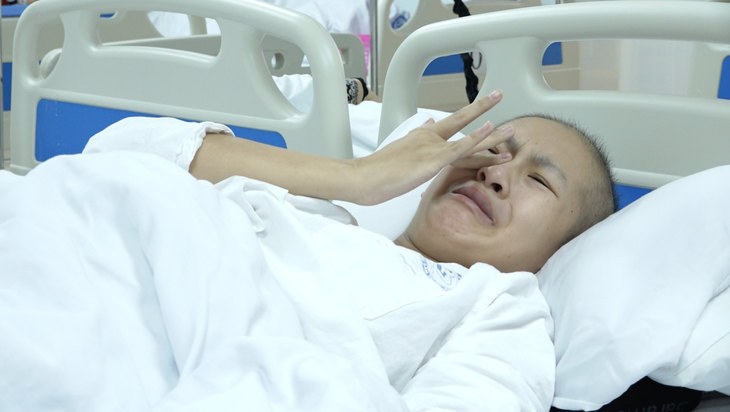 Thai phụ 18 tuổi bất ngờ phát hiện ung thư buồng trứng khi đang mang thai 5 tháng- Ảnh 3. Thai phụ 18 tuổi bất ngờ phát hiện ung thư buồng trứng khi đang mang thai 5 tháng- Ảnh 3.
