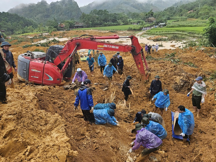 Báo Sức khỏe và Đời sống kêu gọi ủng hộ chương trình thiện nguyện ‘Tết ấm vùng cao’ tại huyện Lục Yên, tỉnh Yên Bái- Ảnh 2. Báo Sức khỏe và Đời sống kêu gọi ủng hộ chương trình thiện nguyện ‘Tết ấm vùng cao’ tại huyện Lục Yên, tỉnh Yên Bái- Ảnh 2.