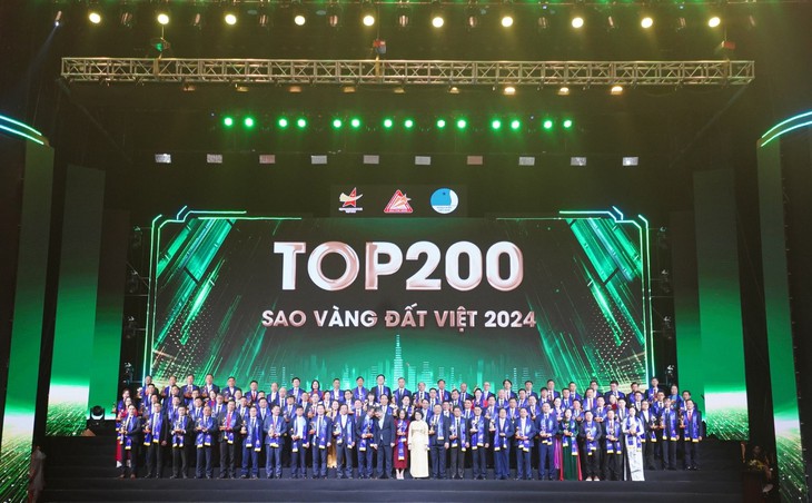 Buymed vinh dự được trao tặng Giải thưởng 'Sao Vàng đất Việt 2024' - Khẳng định vị thế doanh nghiệp trong ngành y tế- Ảnh 1. Buymed vinh dự được trao tặng Giải thưởng 'Sao Vàng đất Việt 2024' - Khẳng định vị thế doanh nghiệp trong ngành y tế- Ảnh 1.
