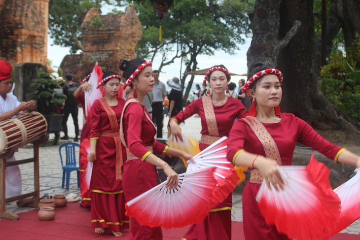 Nhiều chương trình hấp dẫn chào Tết Dương lịch 2025 ở Nha Trang- Ảnh 2. Nhiều chương trình hấp dẫn chào Tết Dương lịch 2025 ở Nha Trang- Ảnh 2.