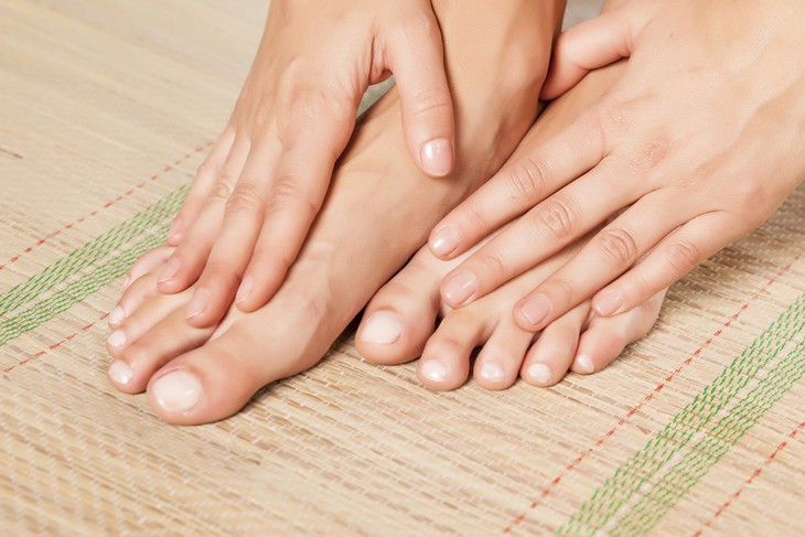 Cách chăm sóc bàn chân cho người đi bộ và chạy bộ- Ảnh 2. Cách chăm sóc bàn chân cho người đi bộ và chạy bộ- Ảnh 2.