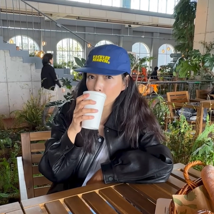Mỹ nhân phim 'Sex is Zero' U50 kiếm tiền giỏi, cuộc sống bình yên bên chồng trẻ- Ảnh 8. Mỹ nhân phim 'Sex is Zero' U50 kiếm tiền giỏi, cuộc sống bình yên bên chồng trẻ- Ảnh 8.