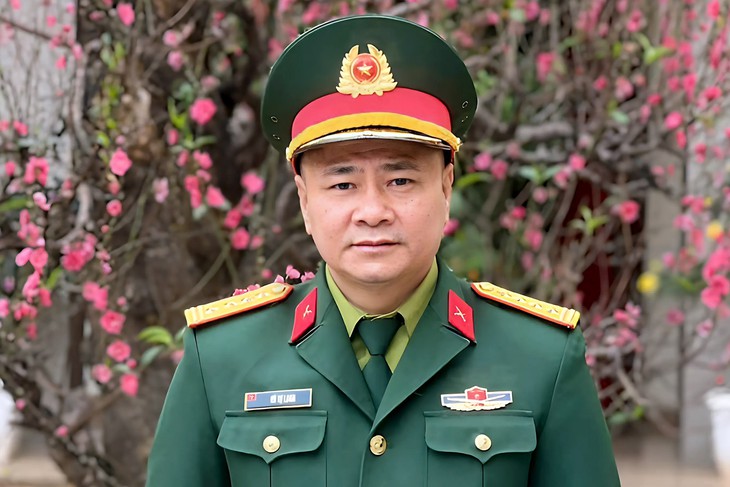 Đại tá, NSND Tự Long trở thành Giám đốc Nhà hát Chèo Quân đội- Ảnh 1. Đại tá, NSND Tự Long trở thành Giám đốc Nhà hát Chèo Quân đội- Ảnh 1.