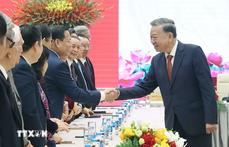 Toàn văn phát biểu của Tổng Bí thư Tô Lâm tại buổi gặp mặt trí thức, nhà khoa học- Ảnh 1. Toàn văn phát biểu của Tổng Bí thư Tô Lâm tại buổi gặp mặt trí thức, nhà khoa học- Ảnh 1.