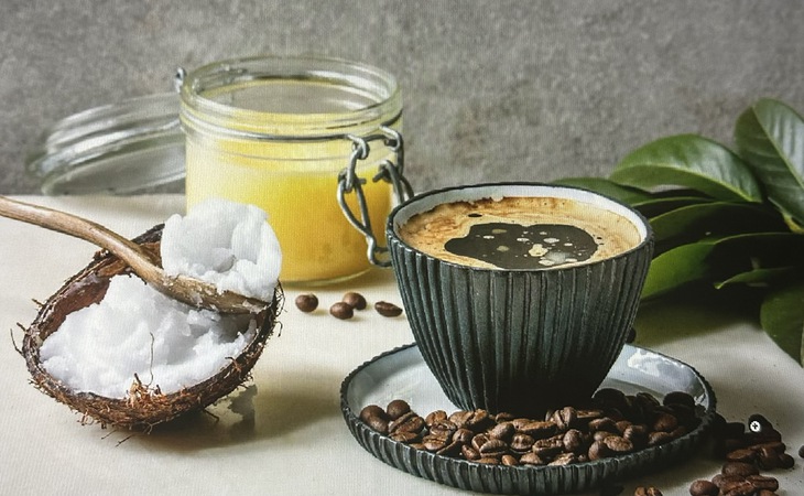 Uống cà phê với dầu dừa có tác dụng gì?- Ảnh 1. Uống cà phê với dầu dừa có tác dụng gì?- Ảnh 1.