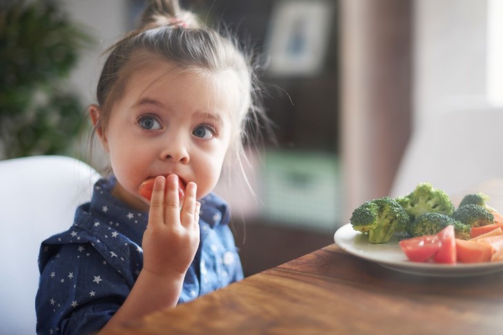 Hiểu đúng về vai trò vitamin K1 và K2- Ảnh 2. Hiểu đúng về vai trò vitamin K1 và K2- Ảnh 2.