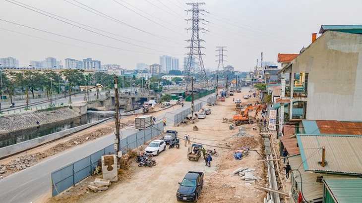 Hà Nội: Thi công 'nhỏ giọt', dự án đường Tam Trinh mở rộng có về đích đúng hẹn?- Ảnh 2. Hà Nội: Thi công 'nhỏ giọt', dự án đường Tam Trinh mở rộng có về đích đúng hẹn?- Ảnh 2.