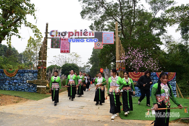 Phiên chợ chào năm mới 2025 ở Thủ đô có gì đặc sắc?- Ảnh 1. Phiên chợ chào năm mới 2025 ở Thủ đô có gì đặc sắc?- Ảnh 1.