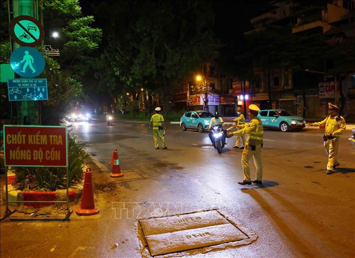 Nguyên nhân chính dẫn đến tai nạn là do không chấp hành quy tắc giao thông- Ảnh 1. Nguyên nhân chính dẫn đến tai nạn là do không chấp hành quy tắc giao thông- Ảnh 1.