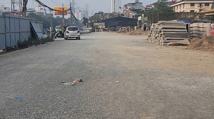 Hà Nội: Thi công 'nhỏ giọt', dự án đường Tam Trinh mở rộng có về đích đúng hẹn?- Ảnh 8. Hà Nội: Thi công 'nhỏ giọt', dự án đường Tam Trinh mở rộng có về đích đúng hẹn?- Ảnh 8.
