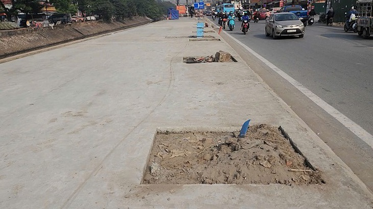 Hà Nội: Thi công 'nhỏ giọt', dự án đường Tam Trinh mở rộng có về đích đúng hẹn?- Ảnh 7. Hà Nội: Thi công 'nhỏ giọt', dự án đường Tam Trinh mở rộng có về đích đúng hẹn?- Ảnh 7.