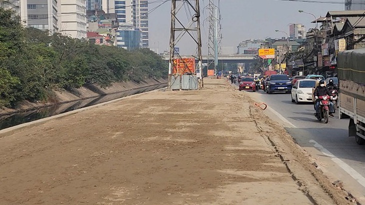 Hà Nội: Thi công 'nhỏ giọt', dự án đường Tam Trinh mở rộng có về đích đúng hẹn?- Ảnh 6. Hà Nội: Thi công 'nhỏ giọt', dự án đường Tam Trinh mở rộng có về đích đúng hẹn?- Ảnh 6.