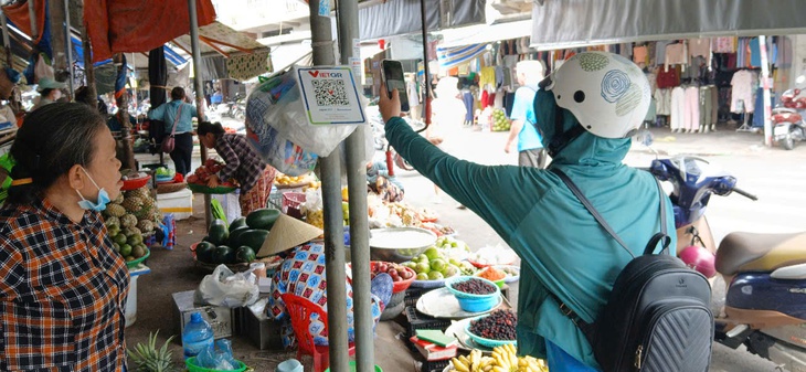 Khánh Hoà: Đi chợ thanh toán qua QR sẽ nhận điểm thưởng, quy đổi thành tiền- Ảnh 3.