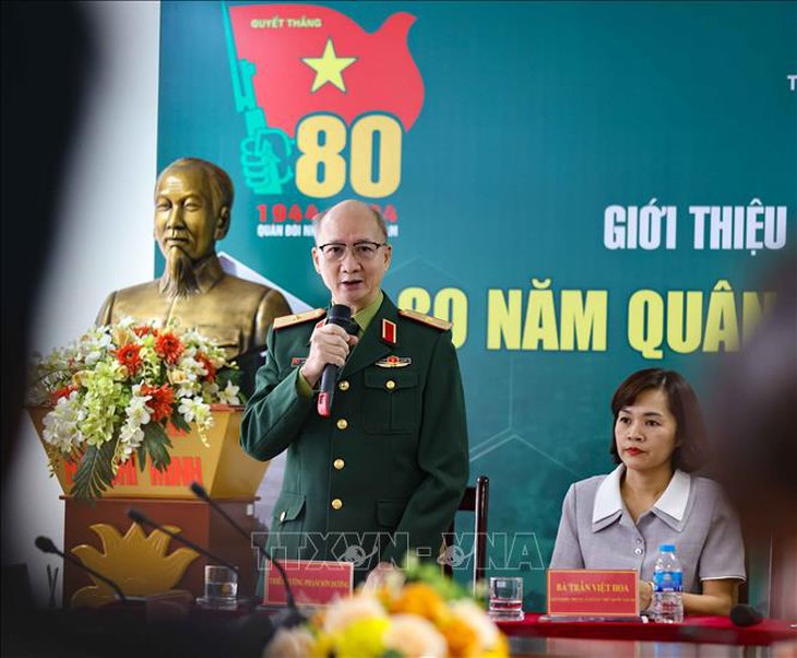 Xúc động xem những tài liệu lưu trữ về QĐND Việt Nam lần đầu tiên được công bố- Ảnh 2. Xúc động xem những tài liệu lưu trữ về QĐND Việt Nam lần đầu tiên được công bố- Ảnh 2.