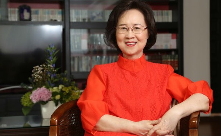 Nhà văn Quỳnh Dao - tác giả 'Hoàn Châu Cách Cách' qua đời, nghi do tự tử- Ảnh 1.