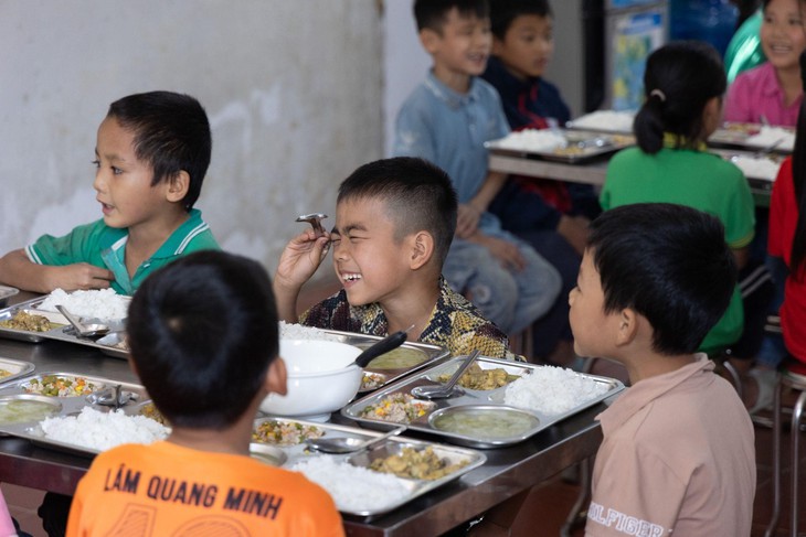 Năm thứ 2 CHIN-SU tài trợ 10 tỷ đồng cho dự án 'Một triệu bữa cơm có thịt' chung tay vì mầm non tương lai- Ảnh 4. Năm thứ 2 CHIN-SU tài trợ 10 tỷ đồng cho dự án 'Một triệu bữa cơm có thịt' chung tay vì mầm non tương lai- Ảnh 4.