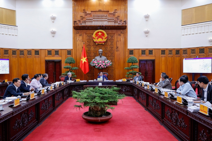 Hoàn thiện Đề án hệ thống đường sắt đô thị Hà Nội, TP.HCM trình Bộ Chính trị xem xét- Ảnh 1. Hoàn thiện Đề án hệ thống đường sắt đô thị Hà Nội, TP.HCM trình Bộ Chính trị xem xét- Ảnh 1.
