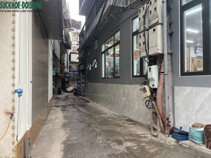 Hà Nội: Tháo dỡ barie chặn xe qua ngõ sau phản ánh của báo chí- Ảnh 5.
