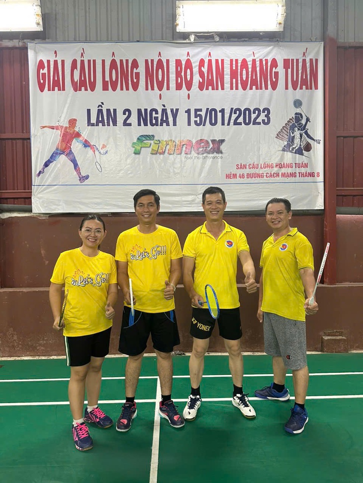 Chủ hiệu sách và cách sắp xếp 'guồng quay công việc' để giảm 23kg cân nặng, 25 cm vòng eo- Ảnh 7. Chủ hiệu sách và cách sắp xếp 'guồng quay công việc' để giảm 23kg cân nặng, 25 cm vòng eo- Ảnh 7.