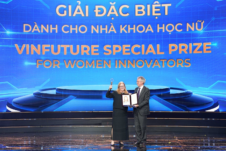 Giải thưởng VinFuture 2024 vinh danh 4 công trình khoa học 'bứt phá kiên cường'- Ảnh 4. Giải thưởng VinFuture 2024 vinh danh 4 công trình khoa học 'bứt phá kiên cường'- Ảnh 4.