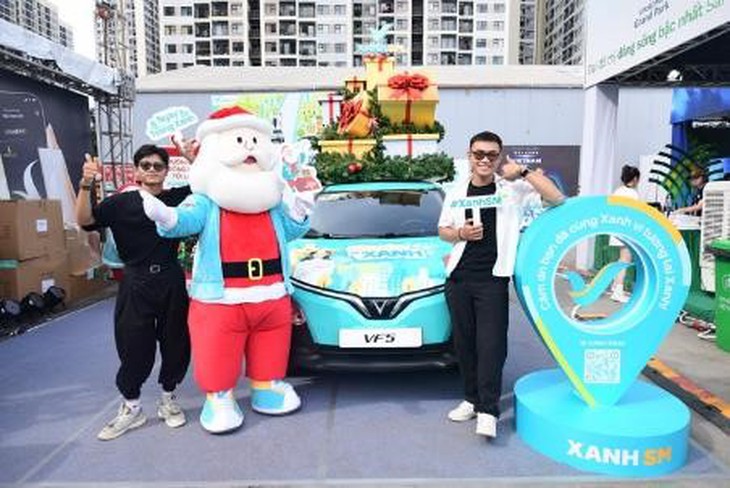 Vinhomes Grand Park đông kín fan chờ đón siêu nhạc hội 8WONDER Winter- Ảnh 3. Vinhomes Grand Park đông kín fan chờ đón siêu nhạc hội 8WONDER Winter- Ảnh 3.