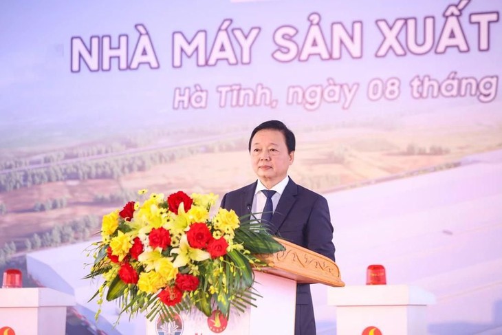 Phó Thủ tướng Trần Hồng Hà dự lễ khởi động Dự án nhà máy ô tô điện VinFast tại Hà Tĩnh- Ảnh 2. Phó Thủ tướng Trần Hồng Hà dự lễ khởi động Dự án nhà máy ô tô điện VinFast tại Hà Tĩnh- Ảnh 2.