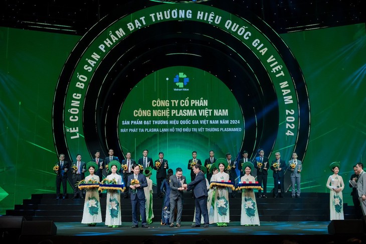 PLASMA VIỆT NAM tự hào Thương Hiệu Quốc Gia 2024- Ảnh 2. PLASMA VIỆT NAM tự hào Thương Hiệu Quốc Gia 2024- Ảnh 2.