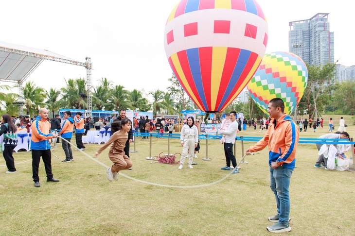 Những khoảnh khắc bùng nổ tại sự kiện 'Trạm Sức Khoẻ - Chạm Tương Lai'- Ảnh 7.
