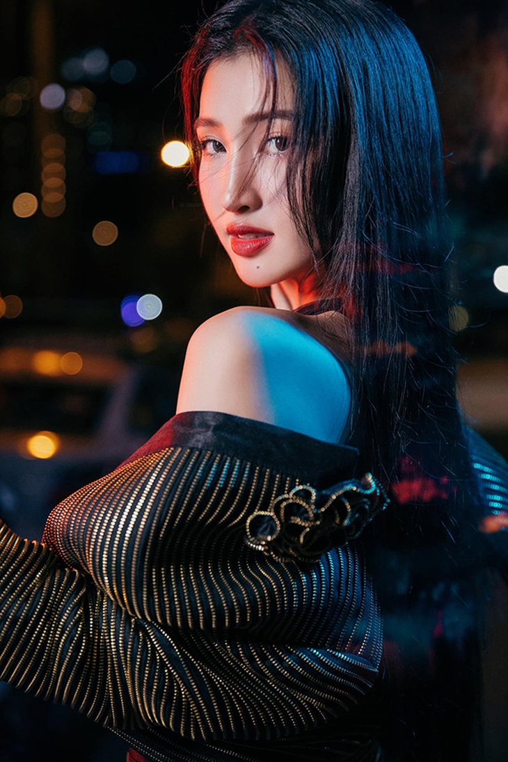 Á hậu xứ Thanh nhà Sen Vàng giờ ra sao sau tin đồn yêu thiếu gia tập đoàn lớn?- Ảnh 5. Á hậu xứ Thanh nhà Sen Vàng giờ ra sao sau tin đồn yêu thiếu gia tập đoàn lớn?- Ảnh 5.