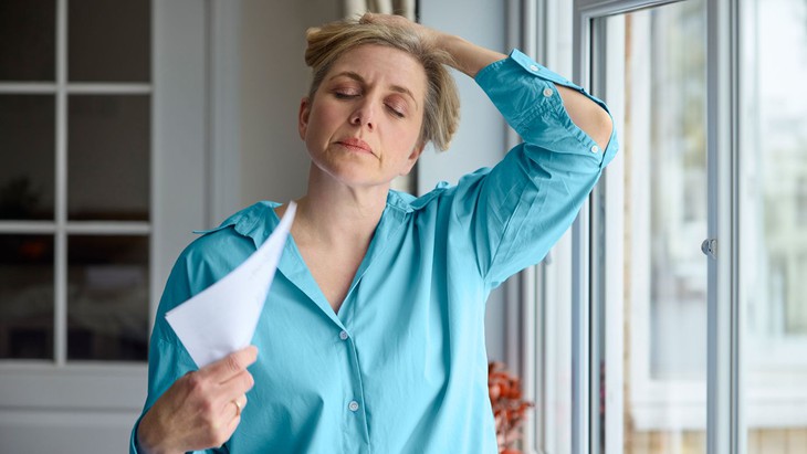 Mãn kinh có làm tăng nguy cơ mắc chứng mất trí nhớ không?- Ảnh 1.