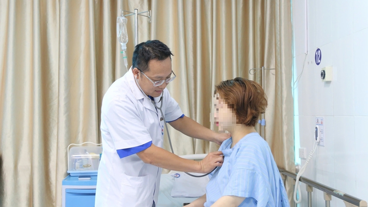 Mẹ con sản phụ bị sản giật, rau tiền đạo trung tâm chảy máu thoát chết ngoạn mục- Ảnh 1. Mẹ con sản phụ bị sản giật, rau tiền đạo trung tâm chảy máu thoát chết ngoạn mục- Ảnh 1.
