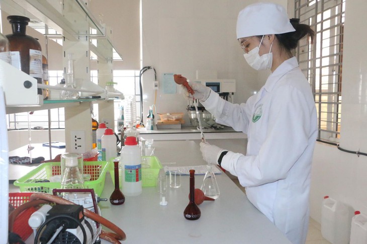 Bộ Y tế đề nghị siết kiểm nghiệm, tăng giám sát sản phẩm sữa, dinh dưỡng cho trẻ- Ảnh 1.
