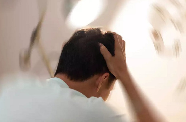 Chóng mặt do tiền đình khác với đột quỵ như thế nào?- Ảnh 1.