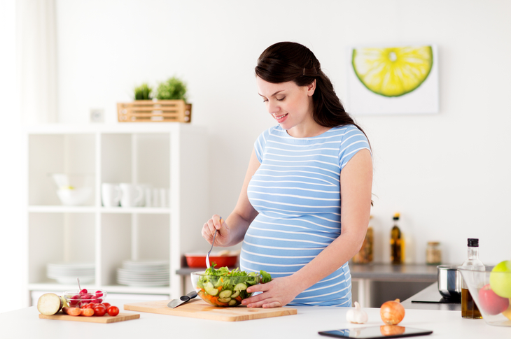 7 điều mẹ bầu cần lưu ý chăm sóc sức khỏe trong dịp Tết- Ảnh 1.