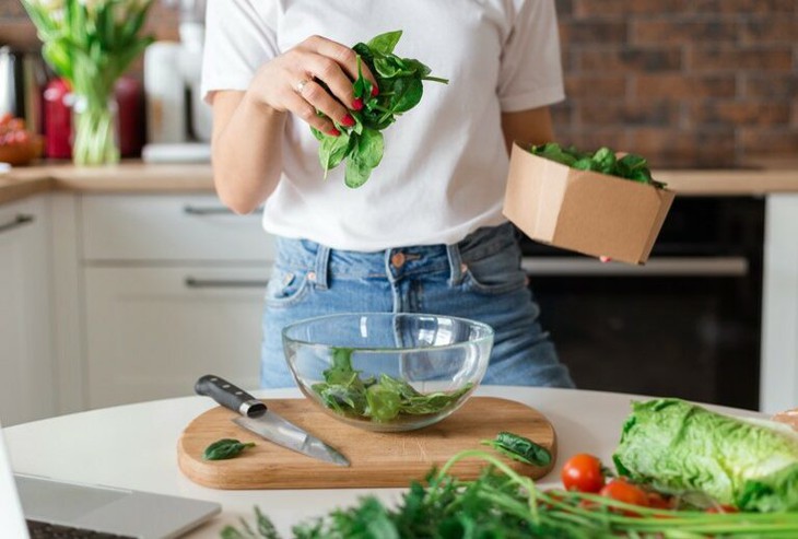Ăn kiêng hay tập thể dục quan trọng hơn khi giảm cân?- Ảnh 1.