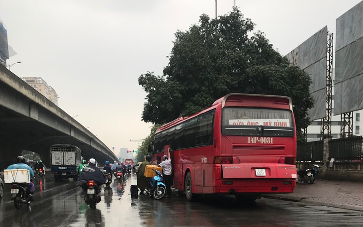 Hà Nội: Xử nghiêm tình trạng ‘xe dù, bến cóc’ dịp Tết