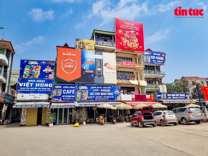 Nhiều nét mới trong lễ hội chùa Hương 2024- Ảnh 8. Nhiều nét mới trong lễ hội chùa Hương 2024- Ảnh 8.
