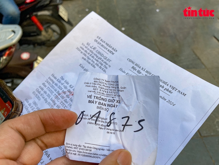 Mạnh tay xử phạt vi phạm trông giữ xe ngày Tết- Ảnh 3.