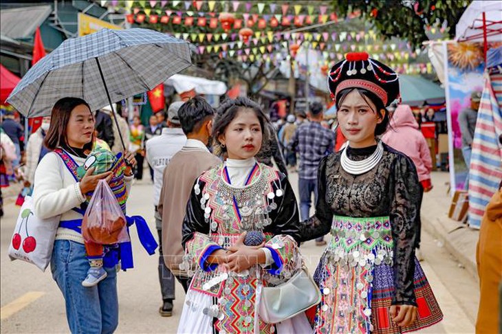 Hội chọi bò đầu Xuân tại vùng cao Điện Biên Đông- Ảnh 3. Hội chọi bò đầu Xuân tại vùng cao Điện Biên Đông- Ảnh 3.