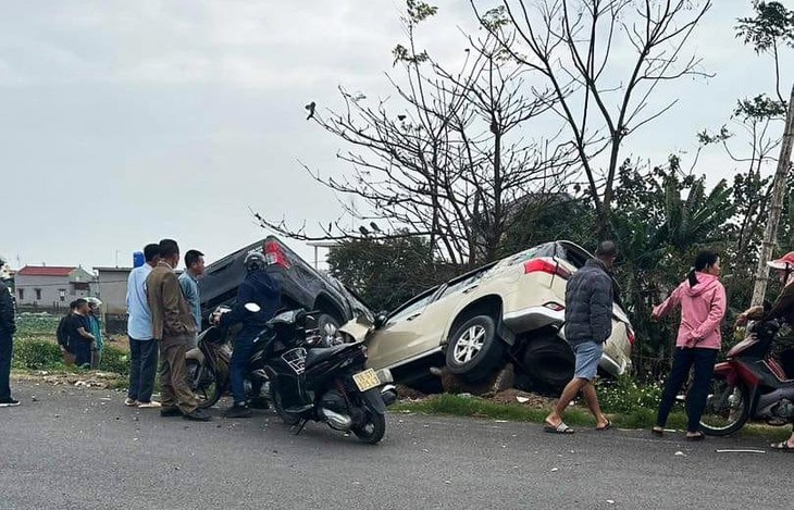Số người thương vong vì TNGT tăng vọt trong ngày mùng 4 Tết- Ảnh 2. Số người thương vong vì TNGT tăng vọt trong ngày mùng 4 Tết- Ảnh 2.